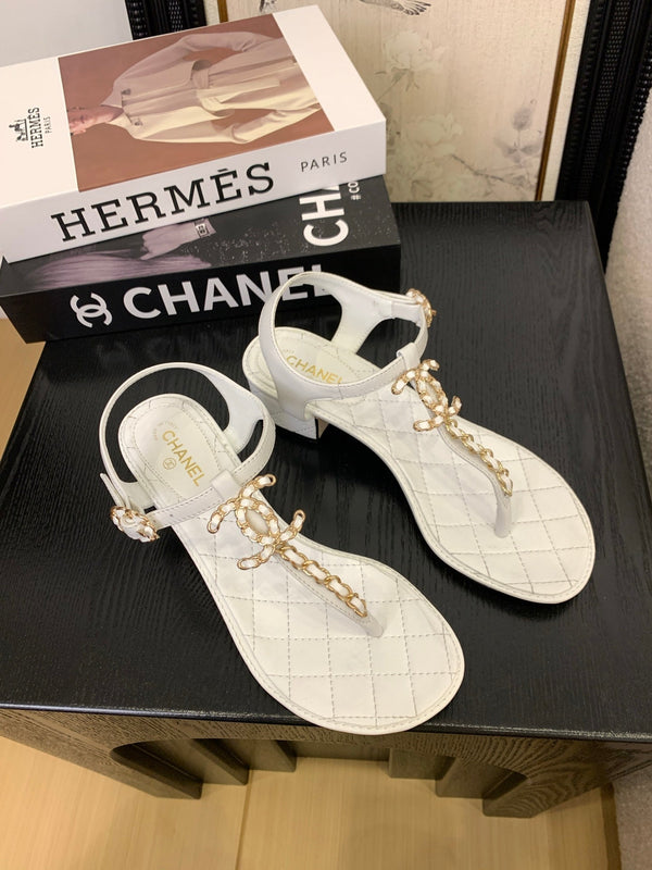 Sandalo infradito CC 25 in pelle doppia C