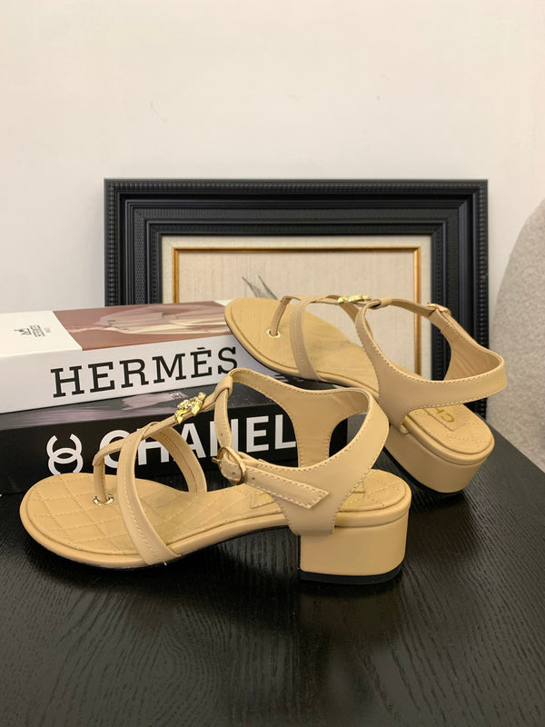 Sandalo infradito CC 25 con doppio cinturino