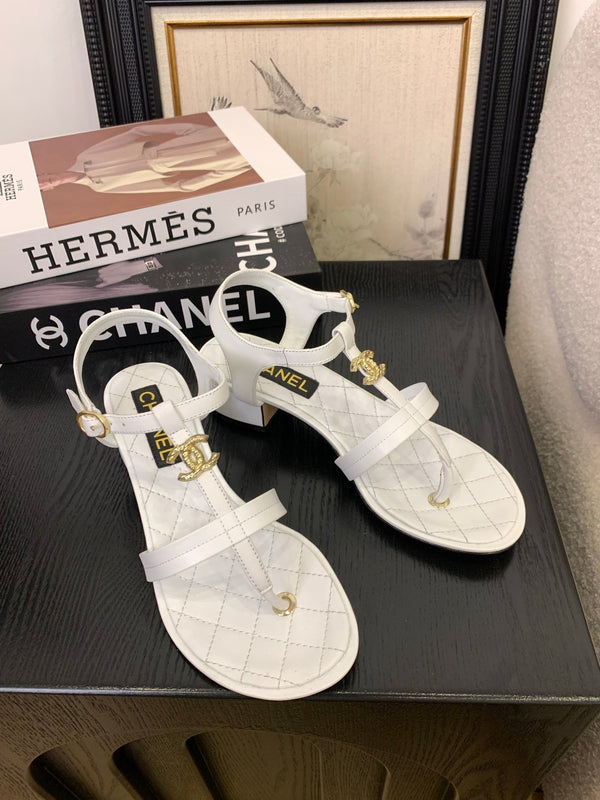 Sandalo infradito CC 25 con doppio cinturino