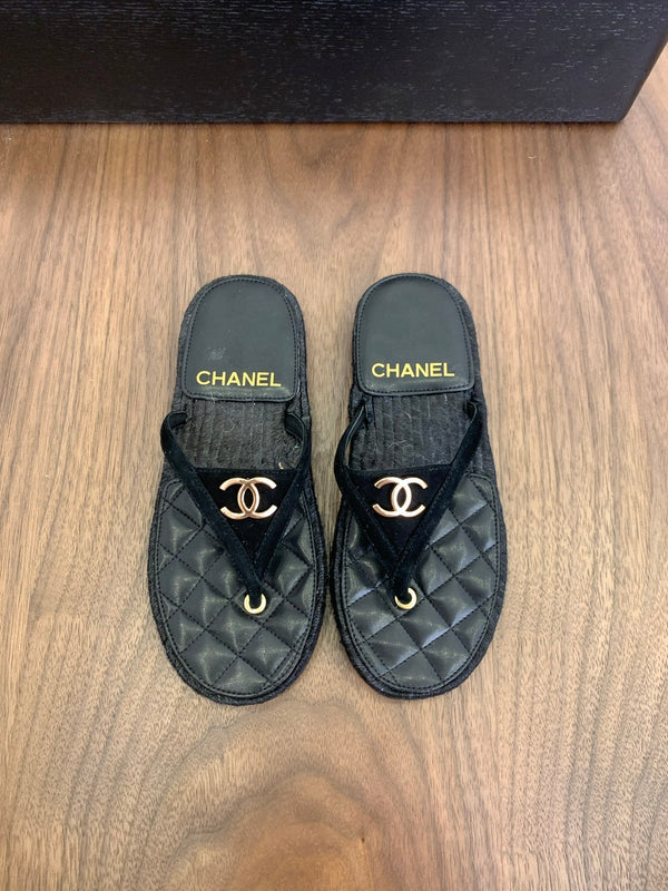 CC Thong Sandal Suede Kidskin Black 288718