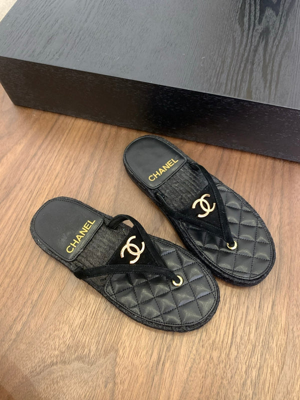 CC Thong Sandal Suede Kidskin Black 288718