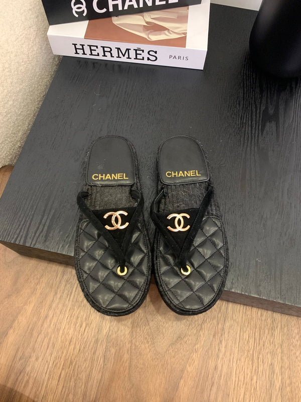 CC Thong Sandal Suede Kidskin Black 288718