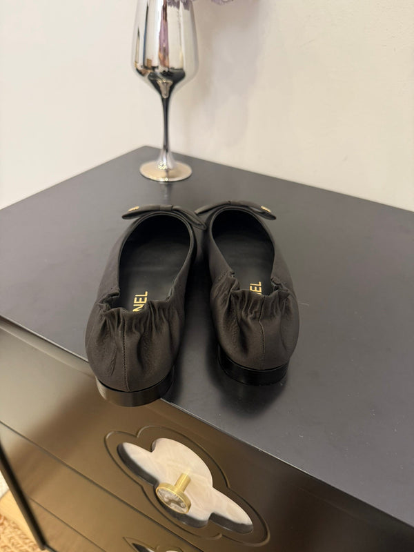 CC 25 Ballet Flats Black Lamskin 330773