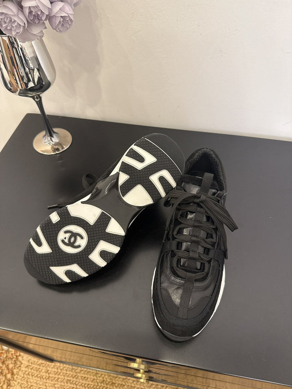 CC 25 Sneaker Black Cowhide 330791