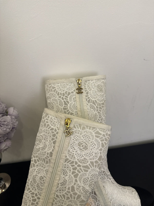 CC 25 Long Boot White Mesh 354928