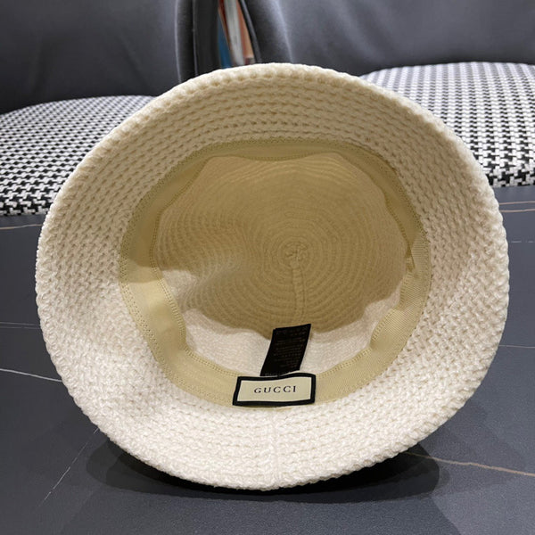 BUCKET HAT IN WHITE WOOL 389113