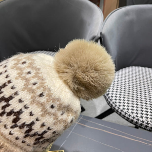 BEANIE HAT IN COLORFUL WOOL 394005