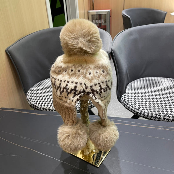 BEANIE HAT IN COLORFUL WOOL 394005