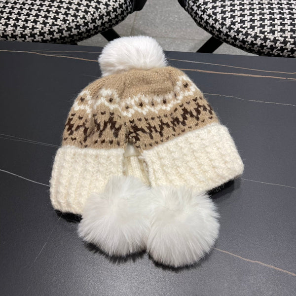 BEANIE HAT IN COLORFUL WOOL 394007