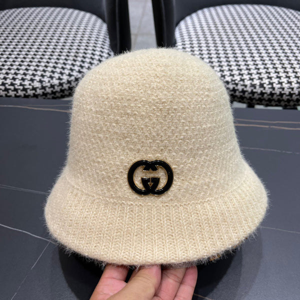 BUCKET HAT IN WHITE WOOL PLUSH 399231