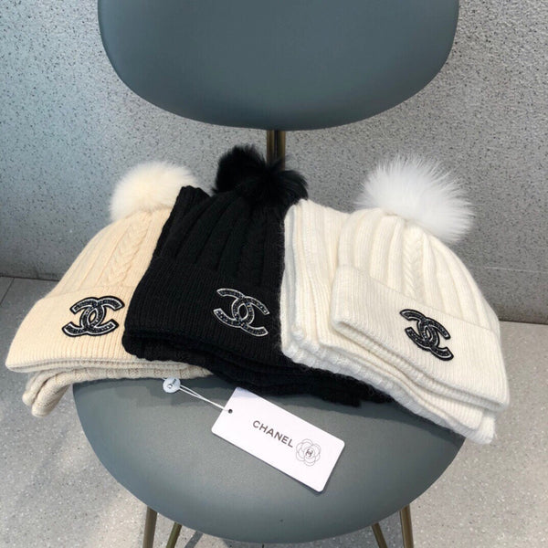 SET SCARF AND HAT IN WHITE WOOL 420820