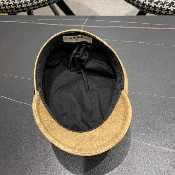 CAPPELLO BAKER BOY IN PELLE DI VITELLO MARRONE ARACHIDI 420948