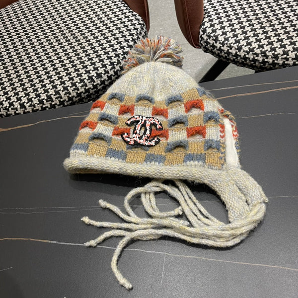 KNITTED WOOL HAT COLORFUL 425766