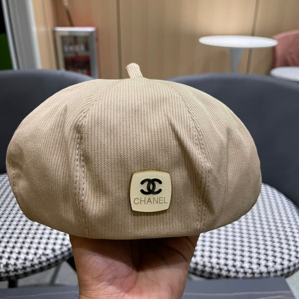 CAPPELLO BASCO IN VELLUTO A COSTE MARRONE ARACHIDI 429843