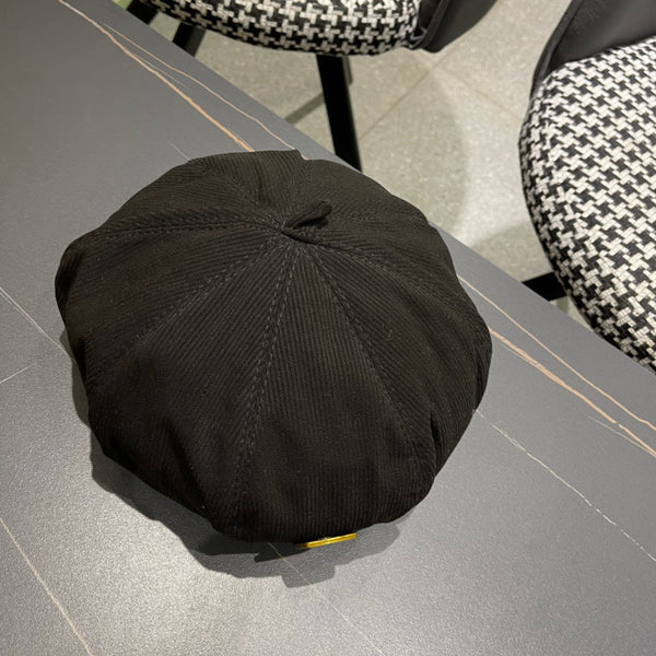 CAPPELLO BASCO IN VELLUTO A COSTE NERO 429844