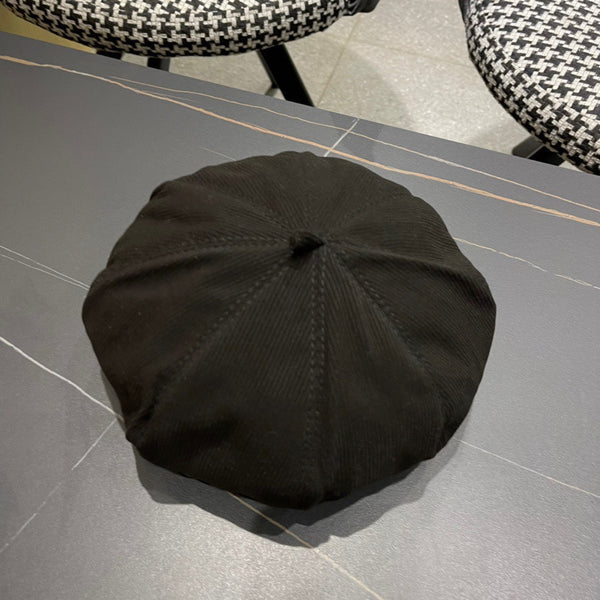 CAPPELLO BASCO IN VELLUTO A COSTE NERO 429844