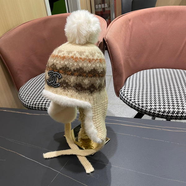 PLUSH WINTER HAT COLORFUL 431201