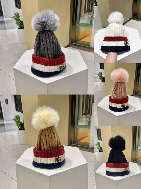 BEANIE HAT IN COLORFUL WOOL 434721