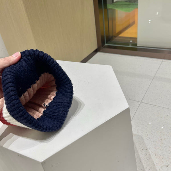 BEANIE HAT IN COLORFUL WOOL 434723