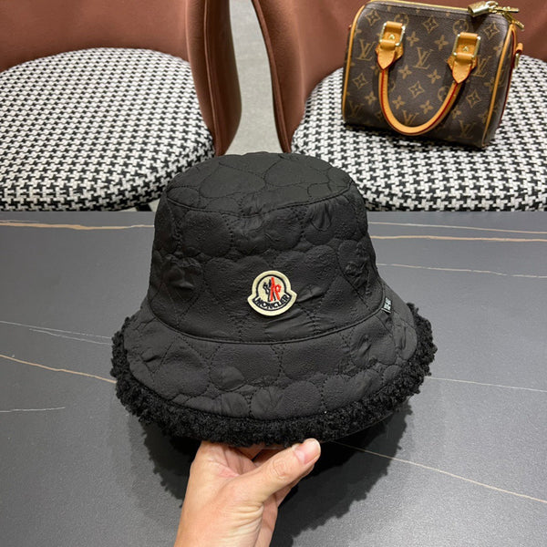 CAPPELLO A SERBATOIO REVERSIBILE IN NAPPA E SHEARLING NERO 436510