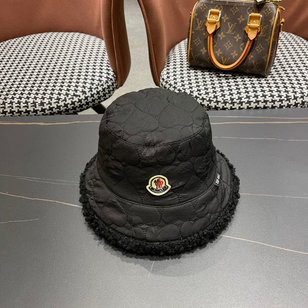 CAPPELLO A SERBATOIO REVERSIBILE IN NAPPA E SHEARLING NERO 436510