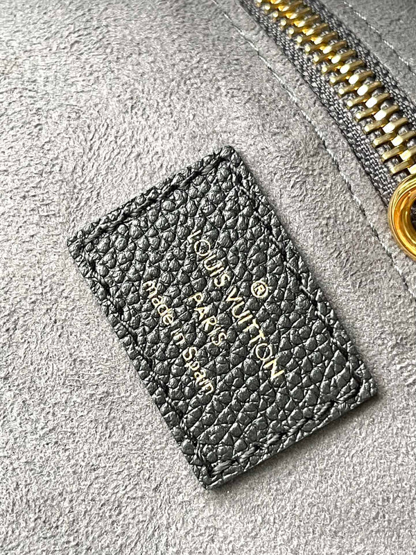 NEVERFULL MM 31 IN PELLE CON STAMPA MONOGRAMMA NERO CREMA