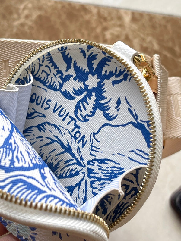 ONTHEGO EAST WEST 25 IN TELA CON PIASTRELLE MONOGRAMMA BLU LAGUNA