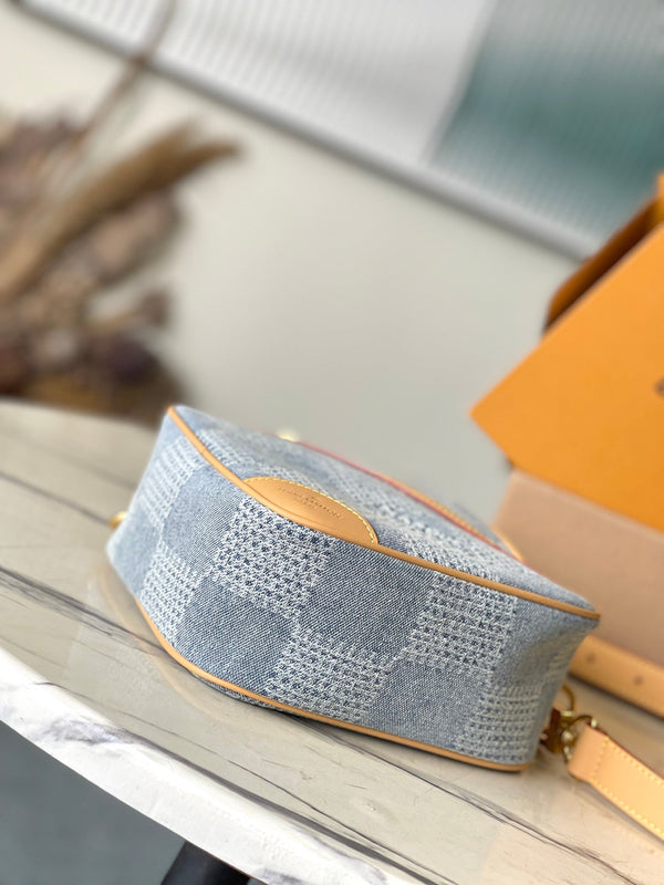 BORSA CHESS MESSENGER 24 IN DENIM A QUADRI BLU COLUMBIA 3D