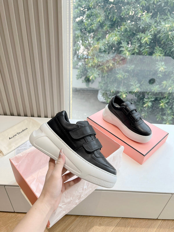 ACNE STUDIO SNEAKER IN BLACK LAMBSKIN