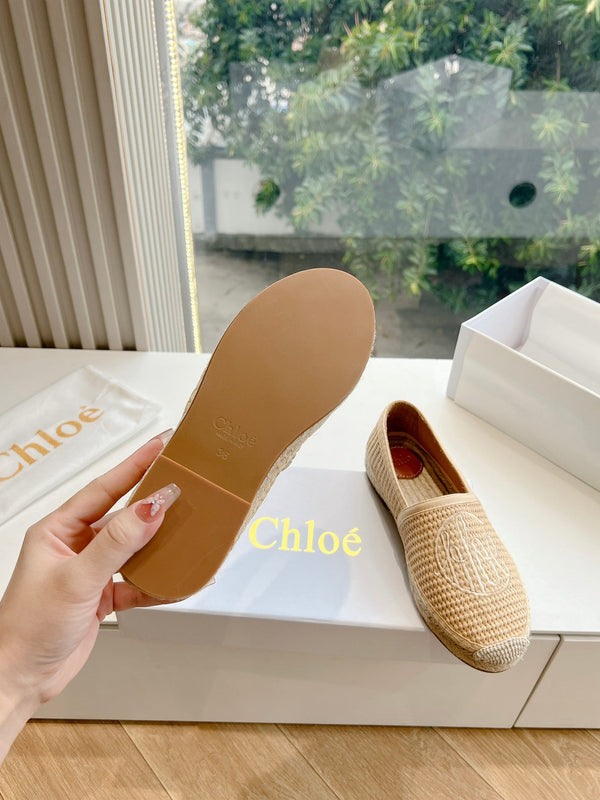 CHLOÉ WOVEN LOAFER IN TAN BEIGE RAFFIA