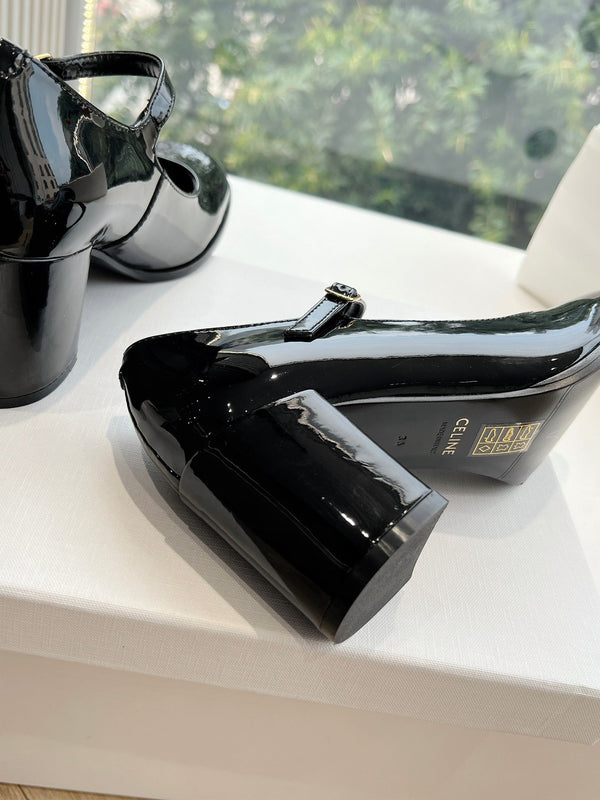 HIGH MARY JANE SHOES IN BLACK PATENT CALFSKIN