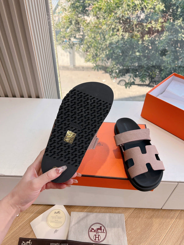 HM Chypre Sandal Puce Pink Grained Calfskin 202795