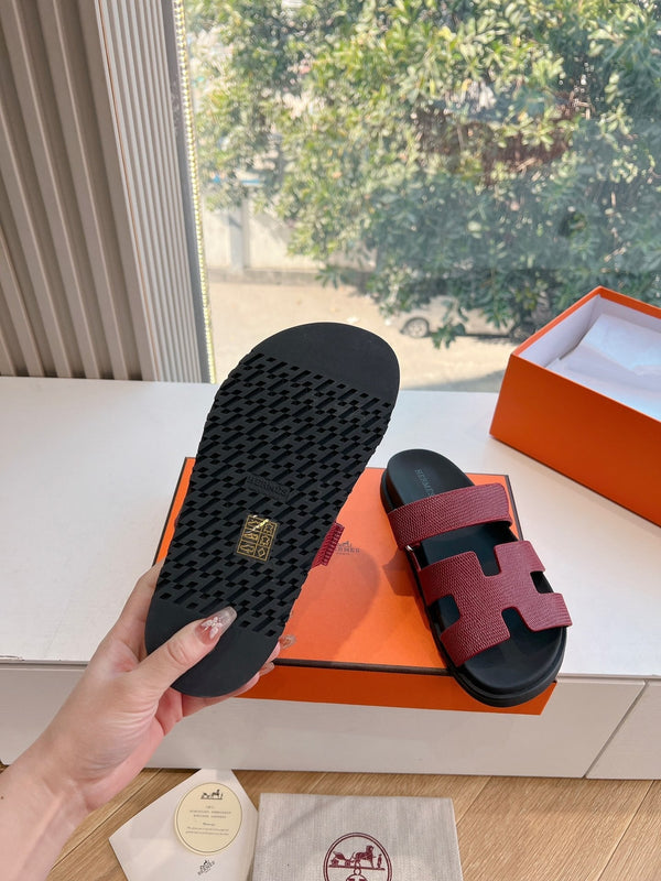 HM Chypre Sandal Blood Red Grained Calfskin 2027966