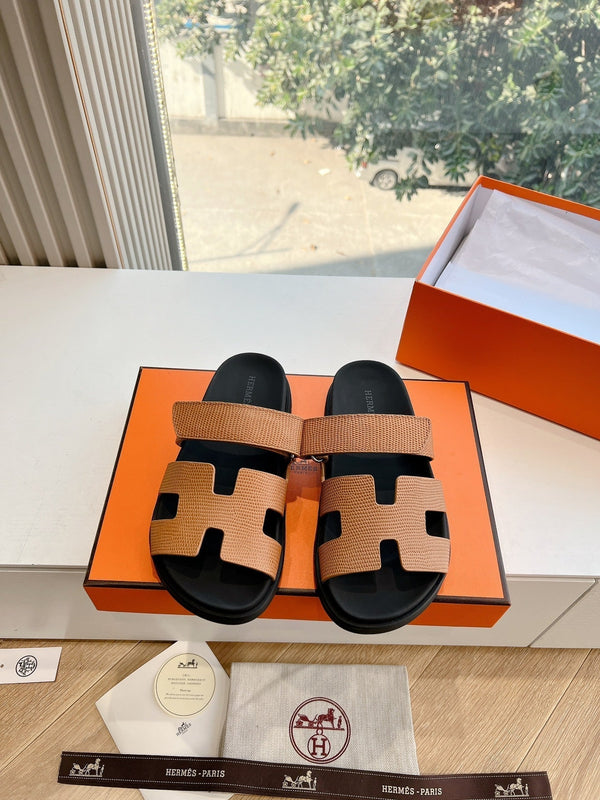 HM Chypre Sandal Brownie Brown Grained Calfskin 202799