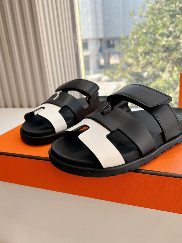 HM Chypre Sandal Black Mix White Calfskin 202814