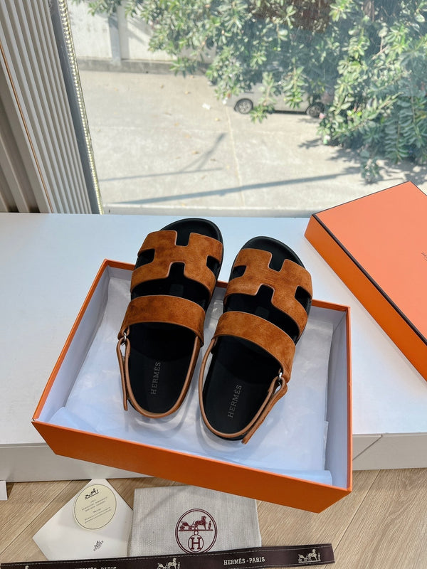 Sandalo HM 25 Genius in pelle scamosciata dorata e vitello nero