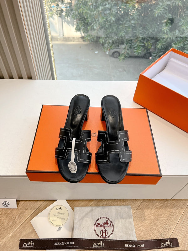 SANDALO OASIS IN PELLE DI VITELLO MIX BIANCO NERO