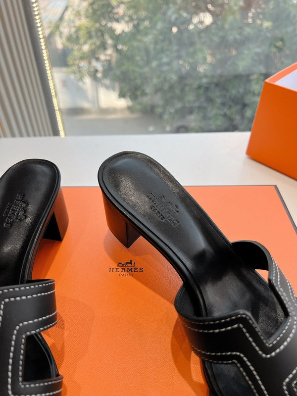 SANDALO OASIS IN PELLE DI VITELLO MIX BIANCO NERO