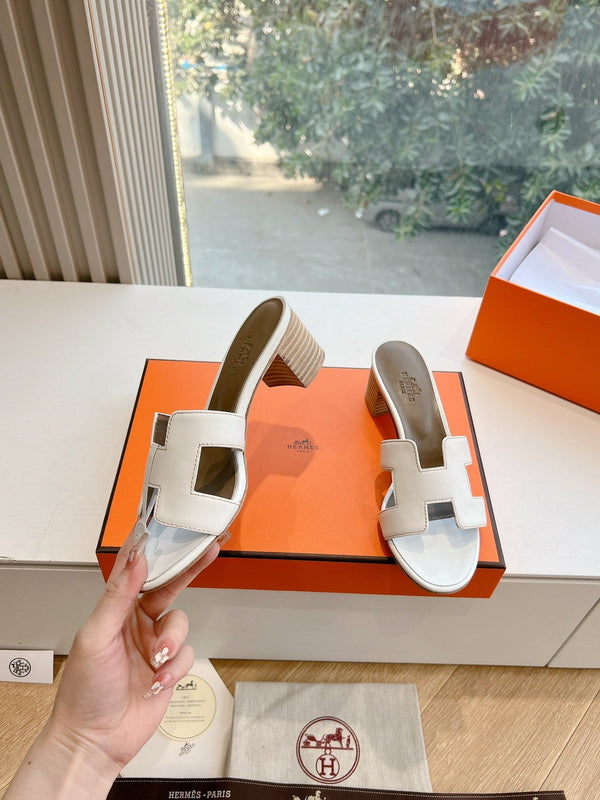 SANDALO OASIS IN VITELLO BIANCO