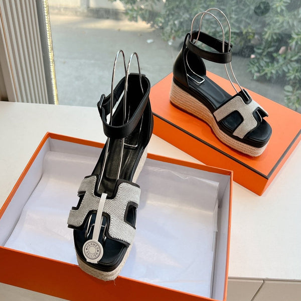 ELDA ESPADRILLE IN WHITE FABRIC AND BLACK CALFSKIN