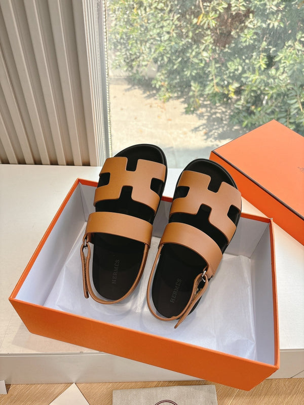 Sandalo HM 25 Genius in pelle di vitello nera dorata