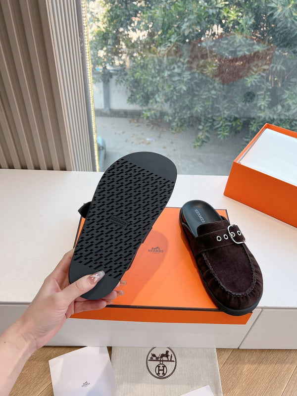 HM 25 Key Mule in pelle scamosciata color vino rosso