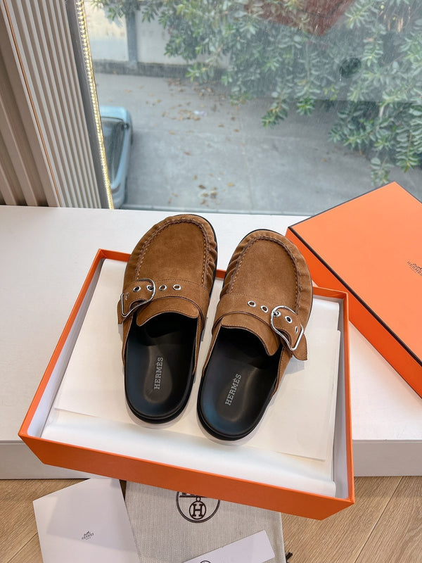 HM 25 Key Mule in pelle scamosciata dorata