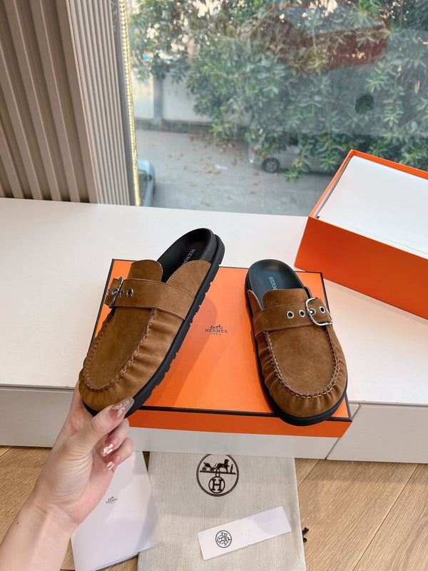 HM 25 Key Mule in pelle scamosciata dorata