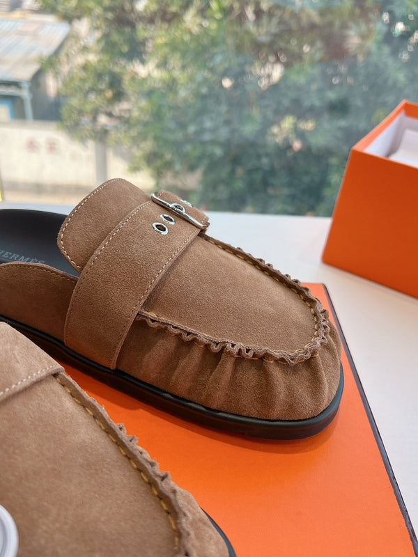 HM 25 Key Mule in pelle scamosciata marrone