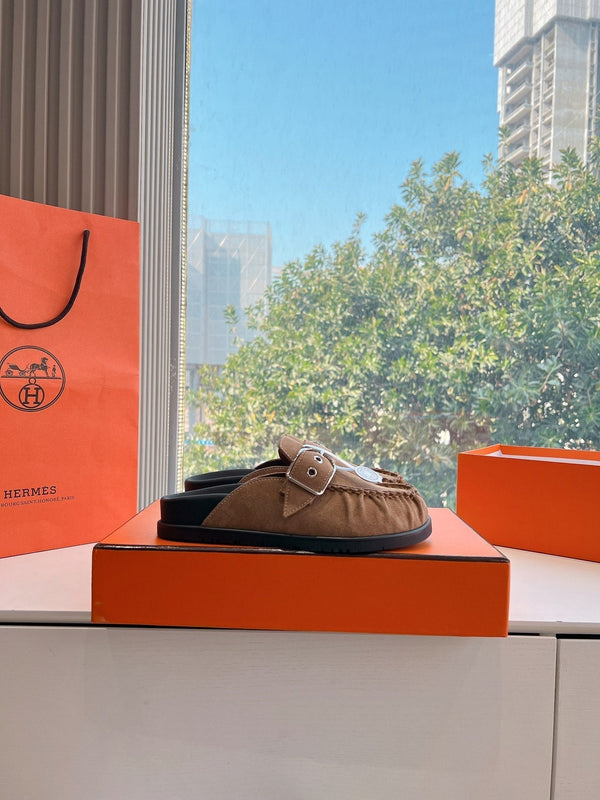 HM 25 Key Mule in pelle scamosciata marrone