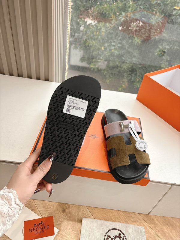 Sandalo HM 25 Cyprus in pelle scamosciata di vitello rosa tundra verde argento H