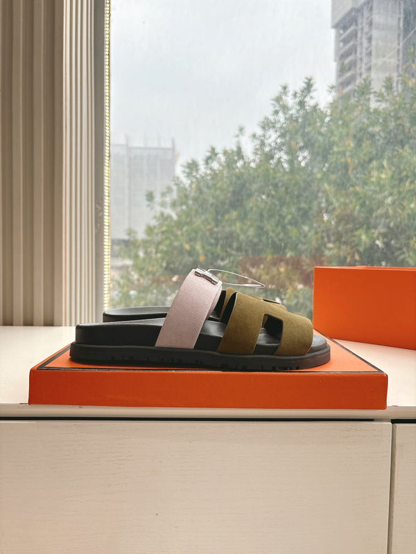 Sandalo HM 25 Cyprus in pelle scamosciata di vitello rosa tundra verde argento H