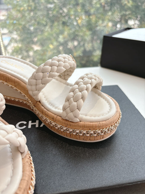 CC Sandals Cream original braided 6cm lambskin 202893