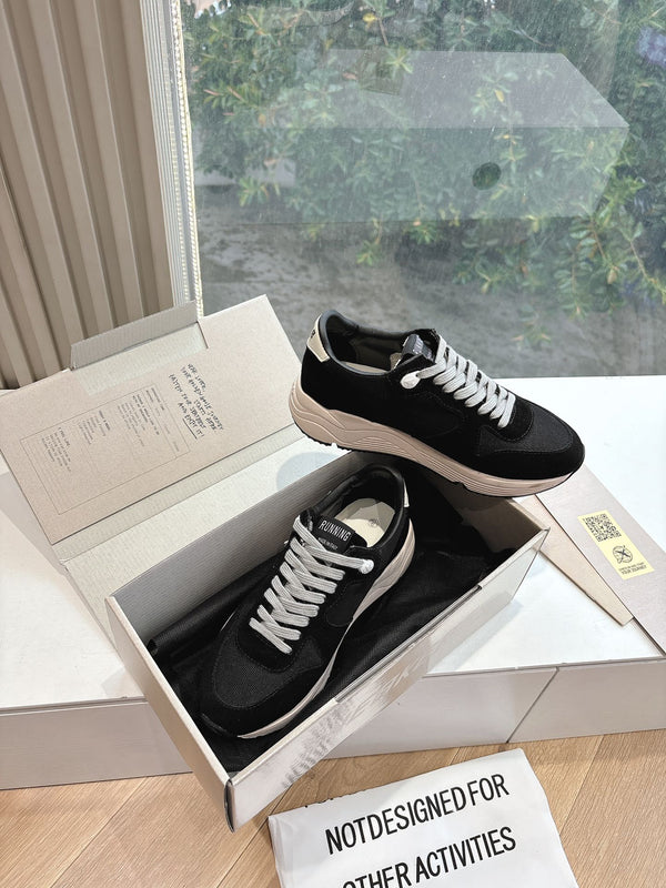 RUNNING SOLE SNEAKERS IN BLACK MESH AND SUEDE WHITE CALFSKIN STAR
